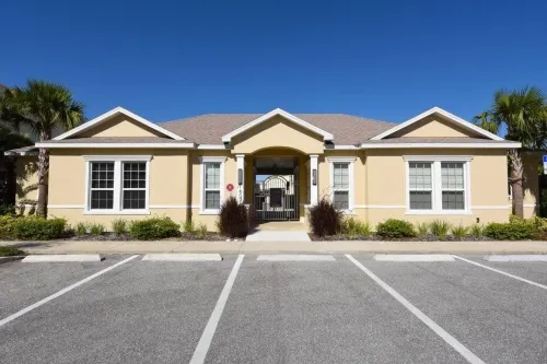 3 Bedroom Private Pool with Spa Near Disey Villa