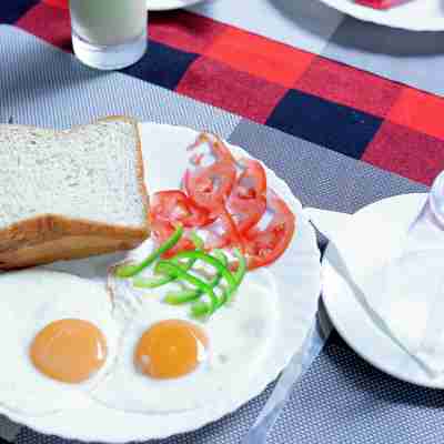 L &j modern backpackers BnB Dining/Meeting Rooms