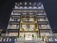 Saltstayz Premier – Golf Course Road & Sector 42 Hotels near DLF Phase I
