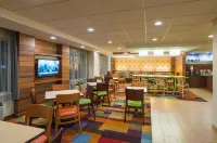 Fairfield Inn & Suites Allentown Bethlehem/Lehigh Valley Airport Hotels in Hanover Township
