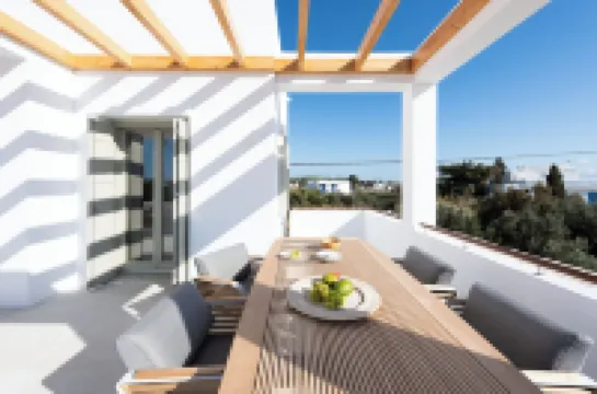 トリオティッサ ローカル リビング レジデンス