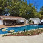 Villa Canoe Hotel Hotel a 