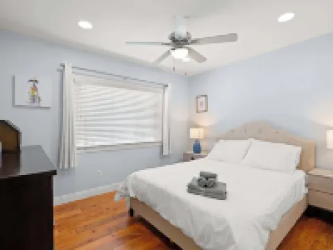 Luxury Estate with Sparkling Pool & Elegant Amenities Hotels in Glendora