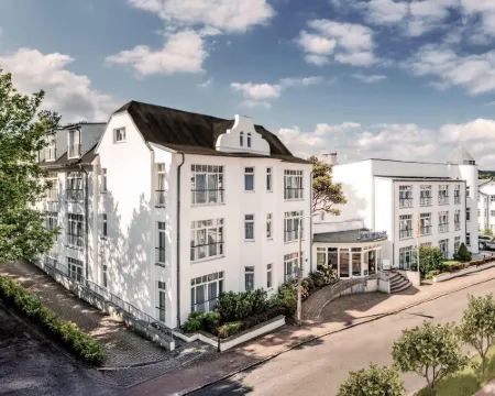 Hotel Binzer Hof Hotels in Rugen