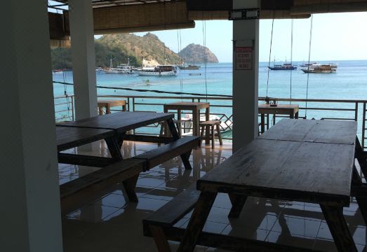 4. 바조 선셋 호스..