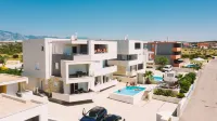 Apartments & Rooms Danivan Pool Villas Hotels in Gajac