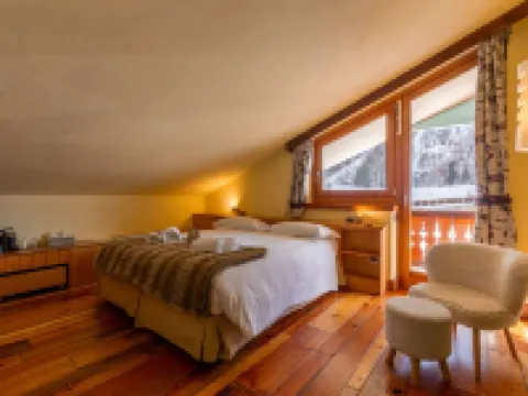 シャトゥーシュ ホテル クールマイユールのホテル