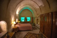 Pietra Cave Suites Hotels in Mustafapasa Koyu