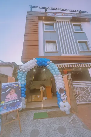 The Weston Bliss Hotel Lucknow Отели в г. Джаггор