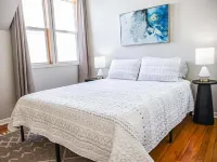 Stylish Downtown Fargo 2 Bedroom, Steps from Sanford