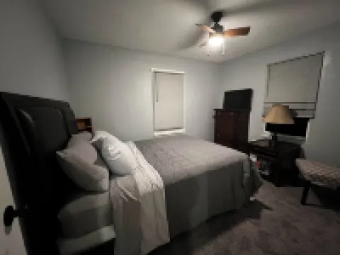 Cruise / Port Canaveral- 2 Bedroom Cottage / Cocoa Beach