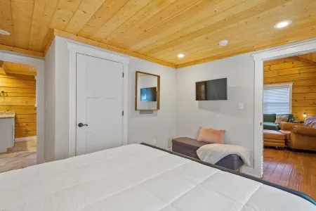 Escape to Nature @ Trailhead Cabins