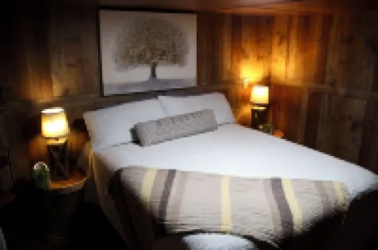 Glamping Family Cabin  - floating/fishing/golfing Illinois River near Tahlequah