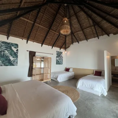 Sarana Bungalows Hotels near Ban Tai