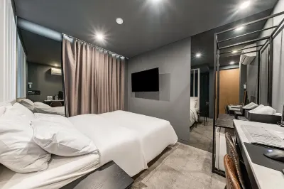 Shinchon Wol Hotel Hotel dekat Ewha Womans University