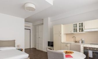 Largo Molina Studio III by Wonderful Italy