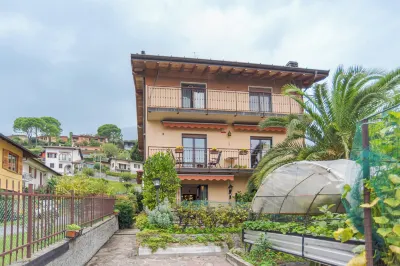Cori Appartamenti Dependance Hotels near Lake Como