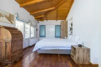 Raise Polydrosos Mountain Stay