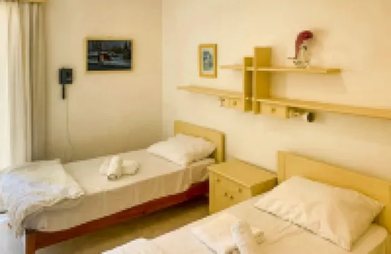 Seafront Apartment in Gozo, Marsalforn - Happy Rentals