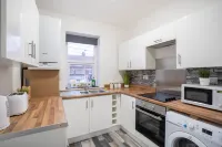 Quiet Neighborhood-Free Parking Hotels in Fleetwood