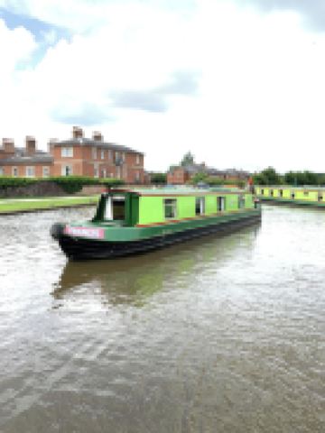 Stone - Self-Drive Boat - Sleeps 4 - Pet Friendly