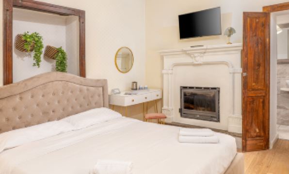 Essentia Guest House - Housity