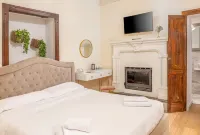 Essentia Guest House - Homestays