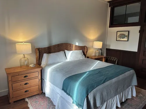 Charming pet-friendly suite in the heart of historic Apalachicola Hotel a Apalachicola