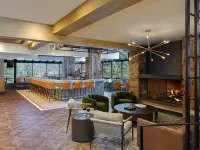 Stonebridge Inn Hotels in Pitkin County