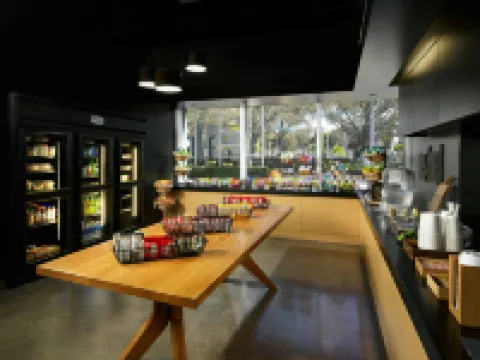 アロフト マイアミ ドーラル ドラールのホテル