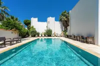 PORTO AZUL OTEL
