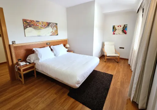 โรงแรม ลอส บาร์รูเอกอส บาย โครมา