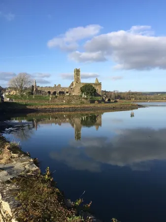 Timoleague West Cork Priory House Отели рядом с достопримечательностью «Чарльз Форт»
