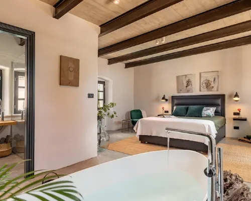 Villa Elena - Four Bedroom Villa with Pool Hotels in Golas