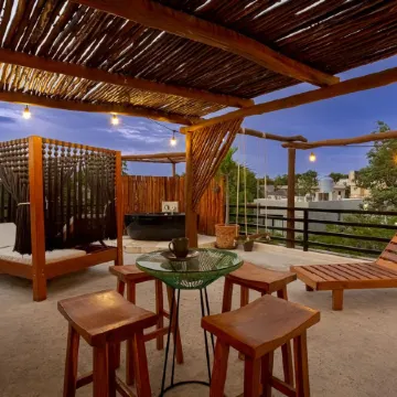 Villa/Boutique 4 BDR VIP Concierge/Chef in la Veleta Tulum