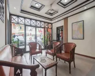 Hotel Aida Syariah Mitra RedDoorz Hotels in Karang Asam Ulu