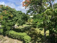 Charming 3 Bedroom Suite 200 steps to Beach, car available