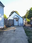 Charming Cottage in Central Salem