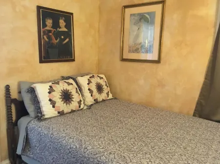 Heart of Hillsdale Downtown Office / Kitchen / Two Beds / Close to Everything