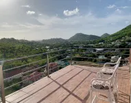 Panoramic view top floor apartment 10mins from Castries and Rodney Bay Hotels near Corinth Estate