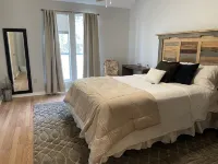 Warm welcoming stay Hotels in Mandeville