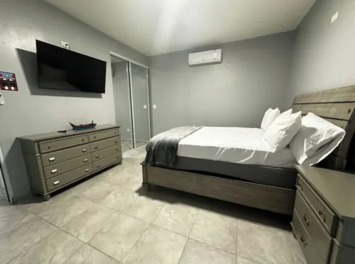 Reggaeton Vibes! Puerto Rico's Legend Suite, Just 4 mins from Crash Boat Beach Hotels in Aguadilla