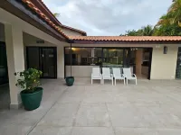 House in Riviera, 600 Meters from the Beach: Swimming Pool, Jacuzzi and Beath Tennis Court!