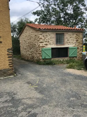 Charming stone house in the countryside