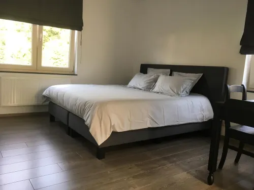 Kipili Spirit House - Luxury house with garden Hotels in Nivelles