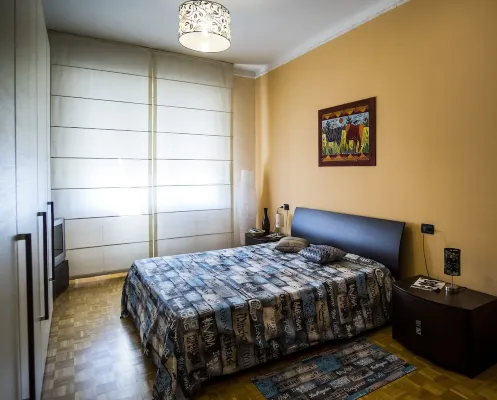 VIOLINS AND MUSIC APARTMENT IN DOWNTOWN CREMONA - AT ANTONELLA'S HOUSE -