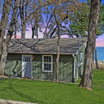 Home on the Lake w/ Pool and Boat Dock