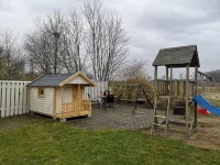 Luxury house, 150 metres from beach, with billiards and football Hotels in Borrby