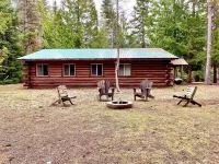 Rustic log cabin Hotels in Boundary County