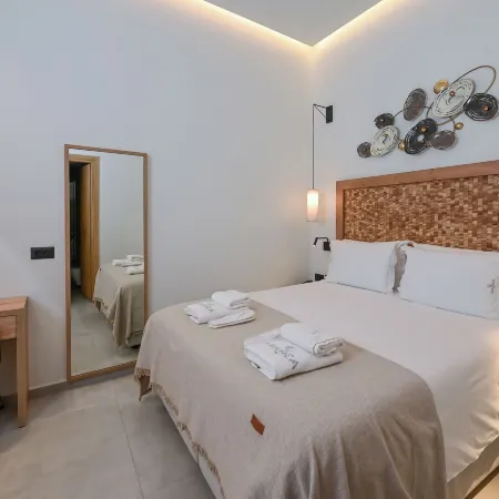 Marea Boutique Suites